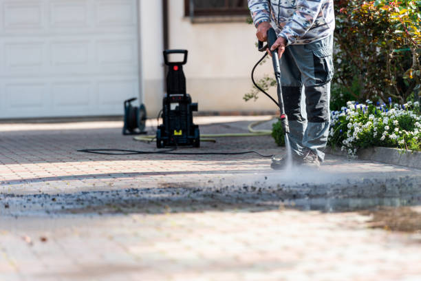 Why Choose Our Certified Pressure Washing Experts for Your Project Needs in Norwalk, IA?